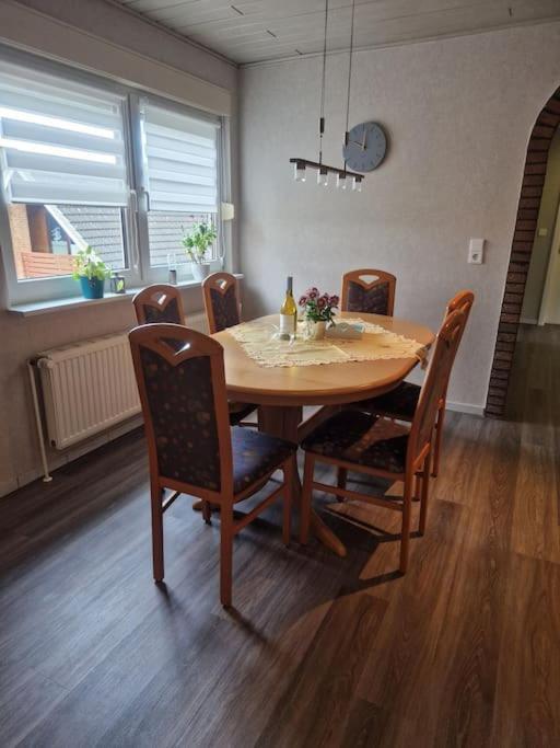 Gemuetliche 3-Zimmer-Wohnung, Zentral Gelegen Apensen Dış mekan fotoğraf